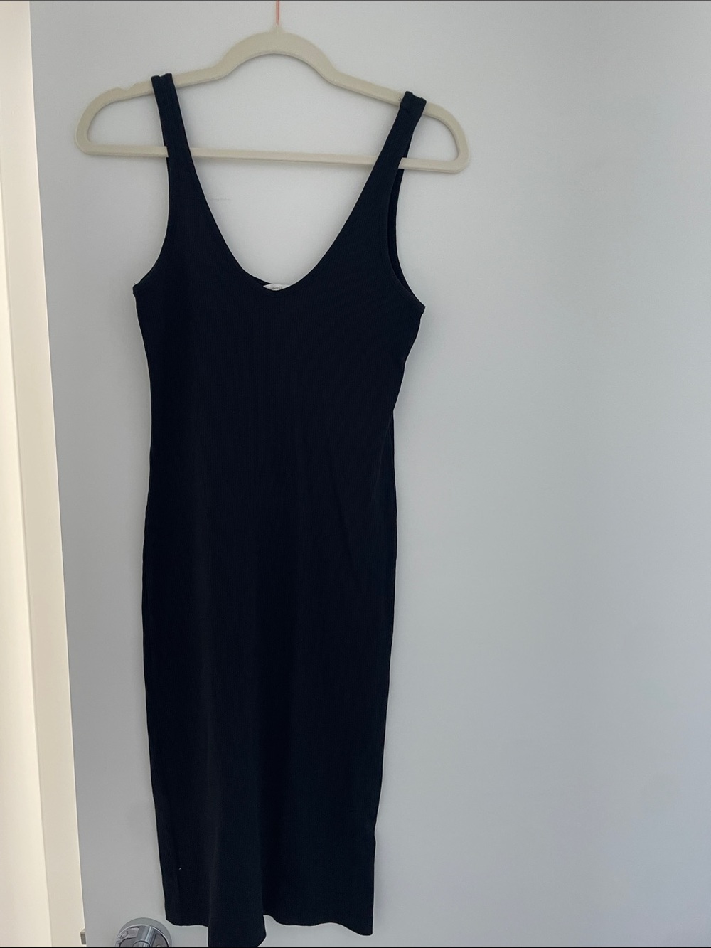 H&M Black Scoop Neck Midi Tank Dress